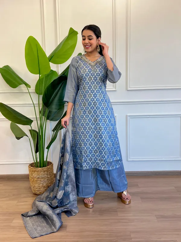 Blue_Pure_Dola_Silk_Jacquard_Solid_Kurta_Set_For_Women