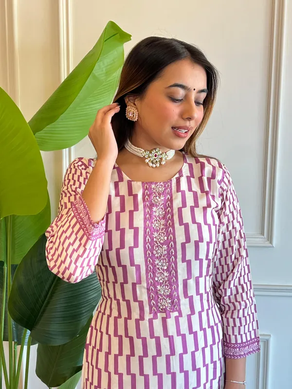 Multi_Pure_Musllin_Silk_Printed_Kurta_Set_For_Women