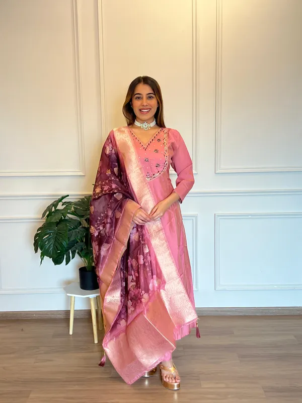 Peach_Roman_Shimmer_Silk_Printed_Kurta_Set_For_Women