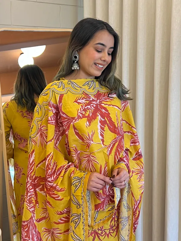 Cotton_Digital_3_Piece_Kurta_Pant_Dupaata_Set