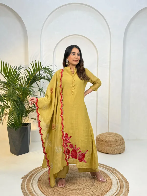 Pure_Mul_Chanderi_3_Piece_Kurta_Pant_Dupaata_Set