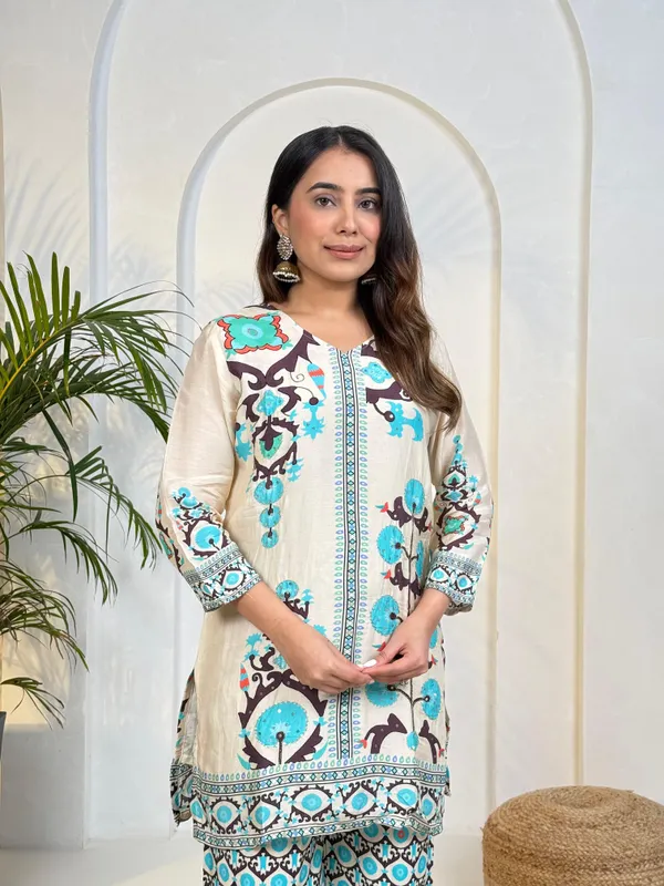 Pure_Muslin_Digital_3_Piece_Kurta_Pant_Dupaata_Set