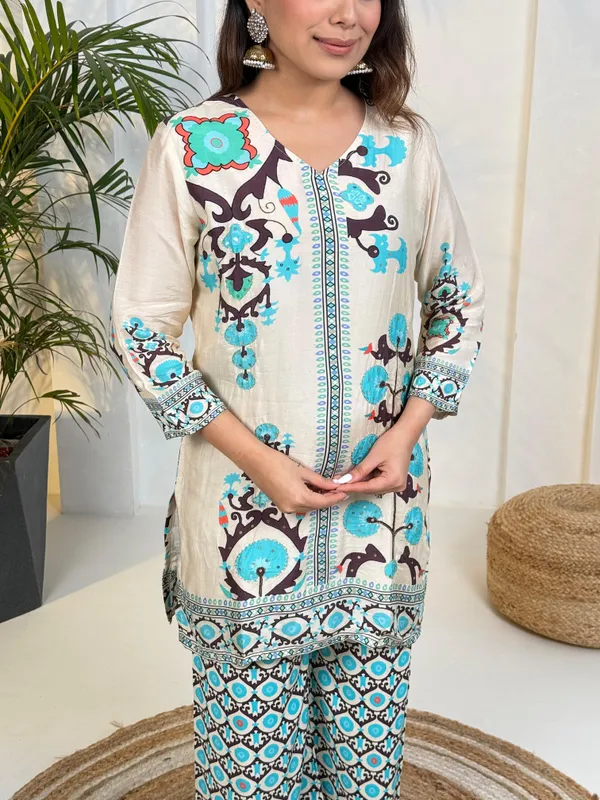 Pure_Muslin_Digital_3_Piece_Kurta_Pant_Dupaata_Set