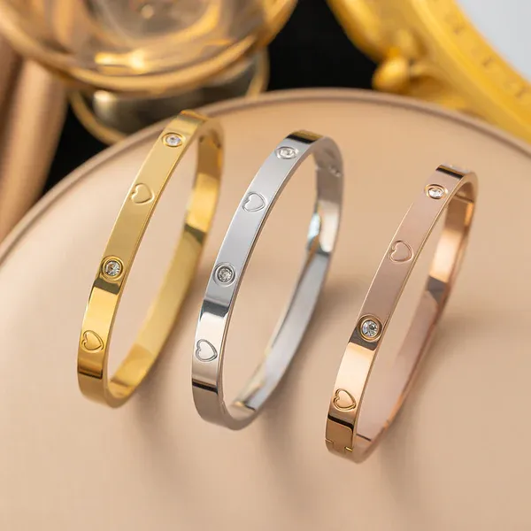 Round_Shape_18_K_Gold_Plated__Stone_Embedded_Stainless_Steel_Real_Gold_Finishing