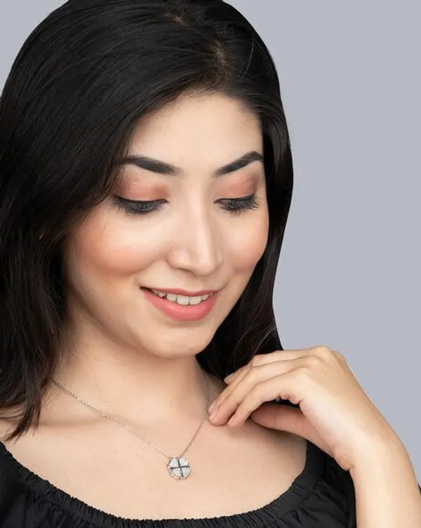 Heart_Shape_18_K_Silver_Plated__Stone_Embedded_Stainless_Steel_Real_Gold_Finishing