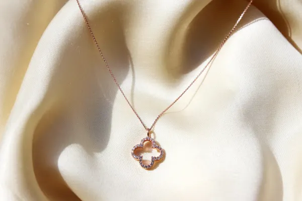 Rose_Gold_Plated_Minimalist_Charm_Set_8_Piece_Jewellery_Accessory_For_Women