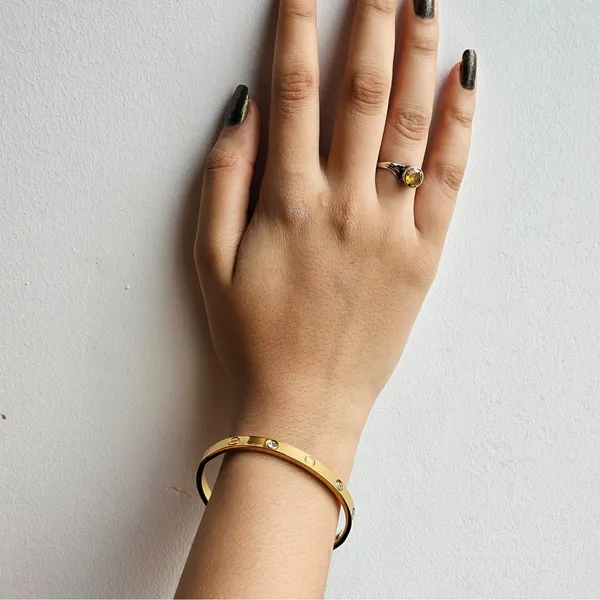 Round_Shape_18_K_Gold_Plated__Stone_Embedded_Stainless_Steel_Real_Gold_Finishing
