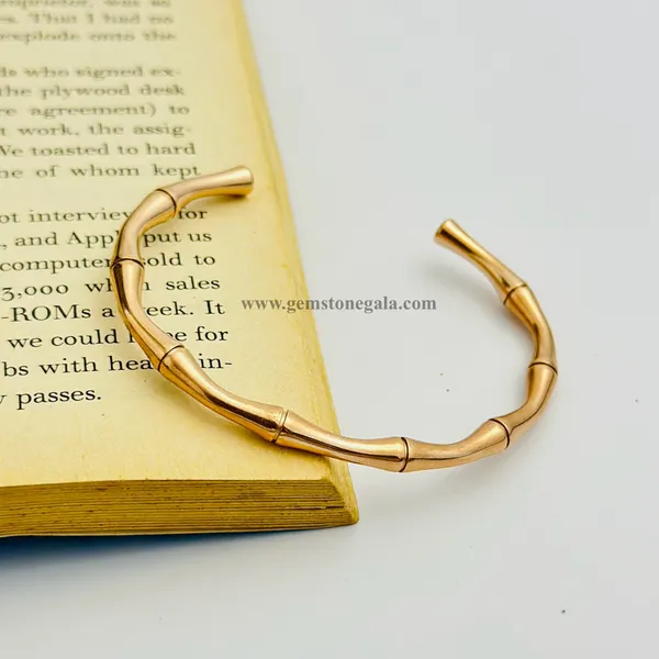 Round_Shape_18_K_Gold_Plated__Stone_Embedded_Stainless_Steel_Real_Gold_Finishing