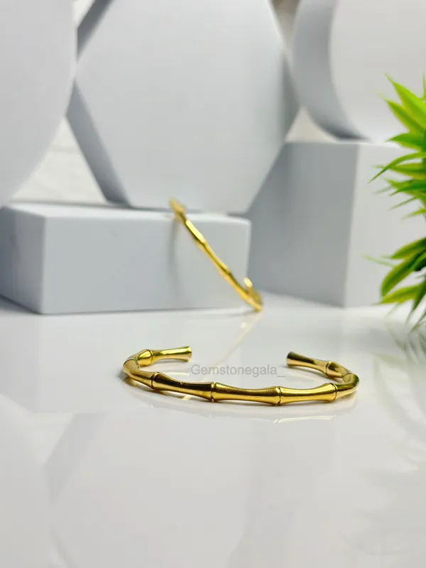 Round_Shape_18_K_Gold_Plated__Stone_Embedded_Stainless_Steel_Real_Gold_Finishing