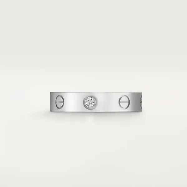 Round_Shape_18_K_Silver_Plated__Stone_Embedded_Stainless_Steel_Real_Gold_Finishing