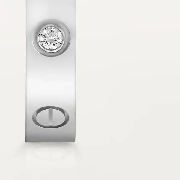 Round_Shape_18_K_Silver_Plated__Stone_Embedded_Stainless_Steel_Real_Gold_Finishing