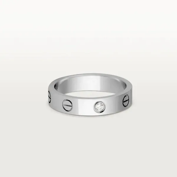 Round_Shape_18_K_Silver_Plated__Stone_Embedded_Stainless_Steel_Real_Gold_Finishing