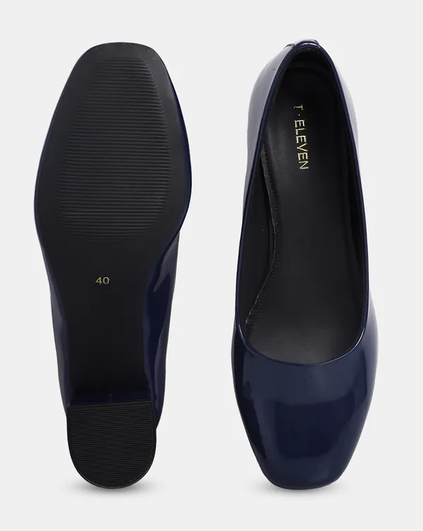 Women_Navy_Patent_Leather_Block-Heeled_Pumps_with_Square_Toe