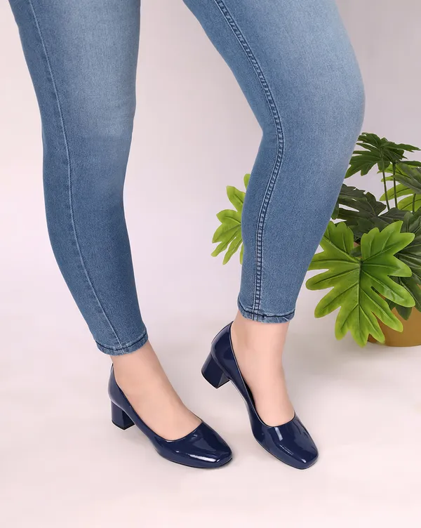 Women_Navy_Patent_Leather_Block-Heeled_Pumps_with_Square_Toe