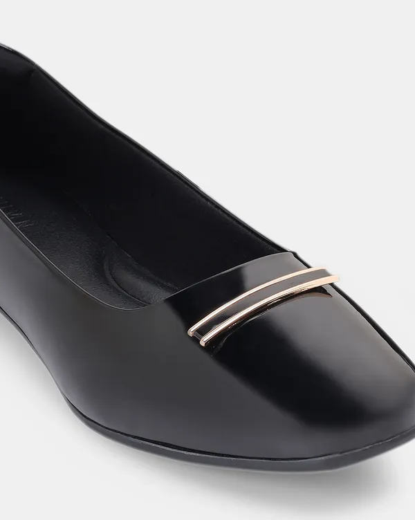 Square-Toe_Patent_Glossy_Ballerinas_for_Women_with_Metal_Accent__Cushioned_Insole,_Flat_TPR_Sole,_Lightweight_Design_(TRLMS110)