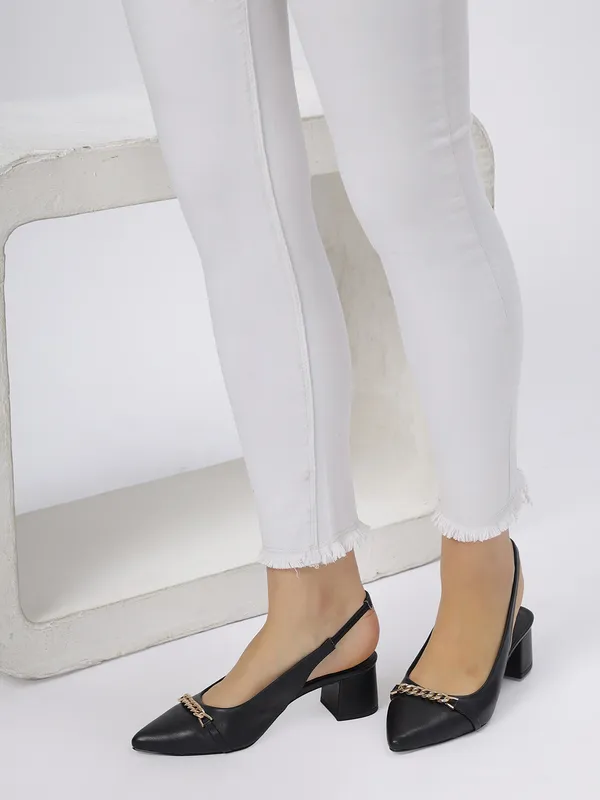 Black_Pointed_Toe_Block_Heels_With_Sling_Back_Strap,_Cushioned_Lining,_&_Stylish_Front_Buckle_(2_Inch_Heel)_For_Women