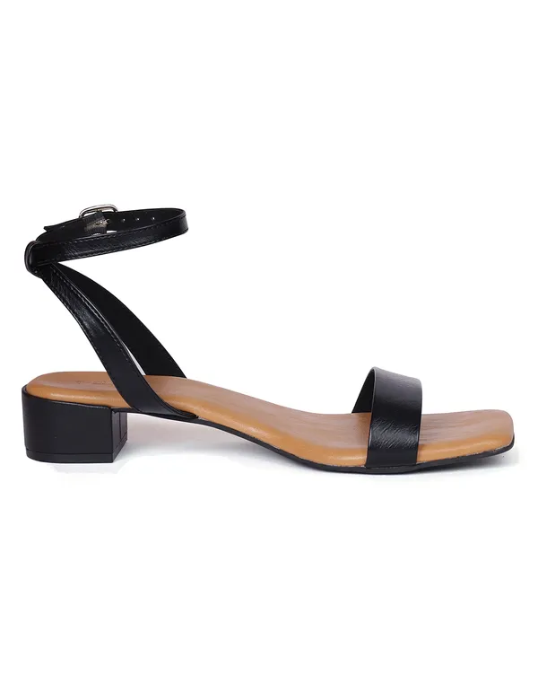 Black_Open_Toe_Block_Heels_With_Adjustable_Buckle_Closure_For_Women