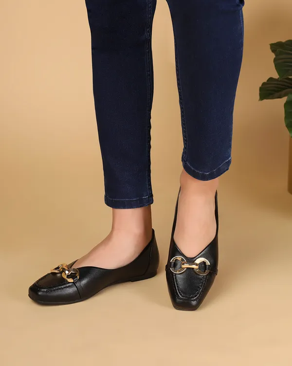 Black_Square_Toe_Stylish_Flat_Ballerina_With_Fashionable_Buckle,_Cushioned_Lining_&_Tpr_Sole_For_Women