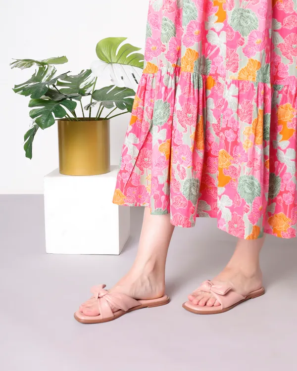 Peach_Slip_On_Sandals_With_Knot_Accent_For_Women