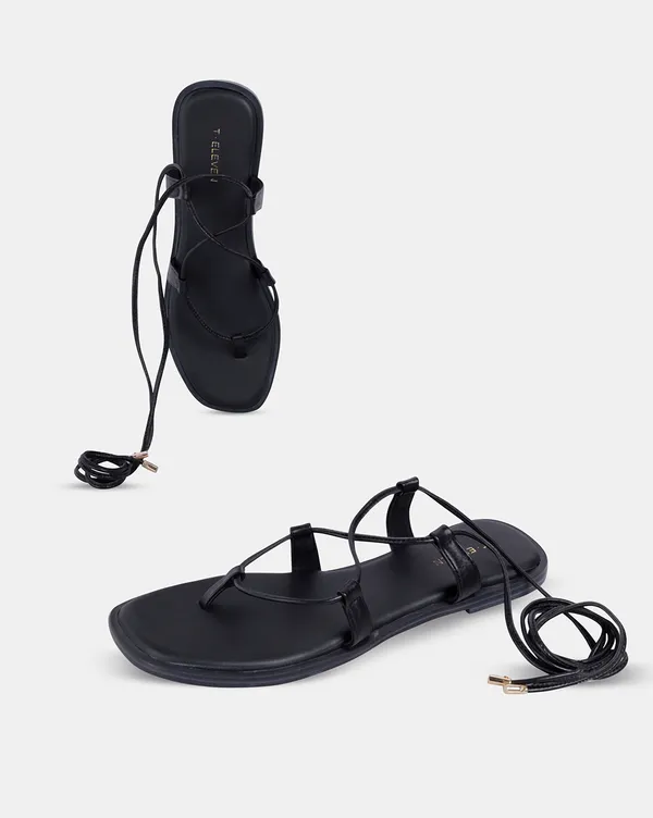 Black_Gladiator_Flat_Sandals_With_Tpr_Sole_For_Women