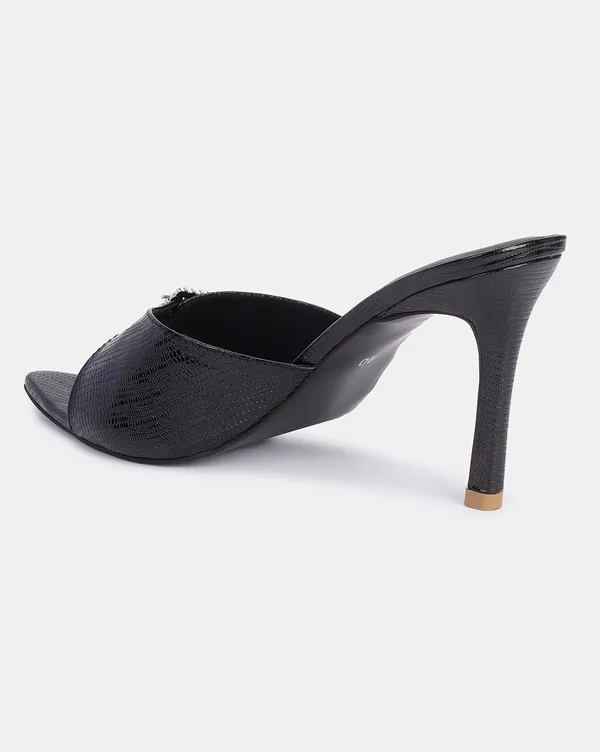 Elegant_Pencil_Heel_Stilettos_|_3.5-Inch_Party_Wear_Sandal_with_Diamante_Buckle