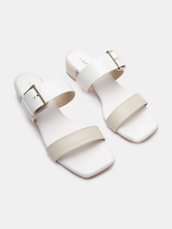 Stylish_Two-Tone_Block_Heel_Sandals_with_Square_Toe_and_Adjustable_Buckle_for_Women