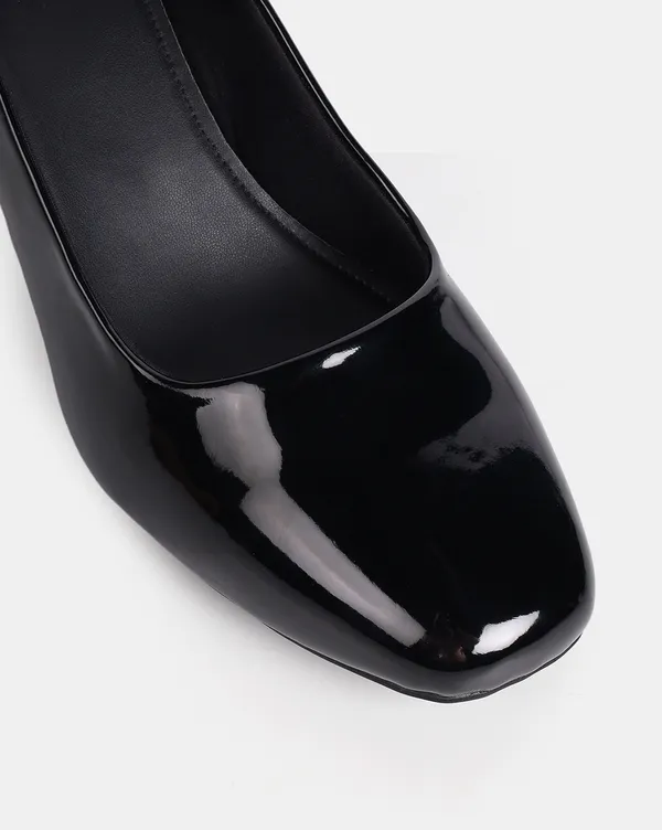 Women_Black_Patent_Leather_Block-Heeled_Pumps_with_Square_Toe