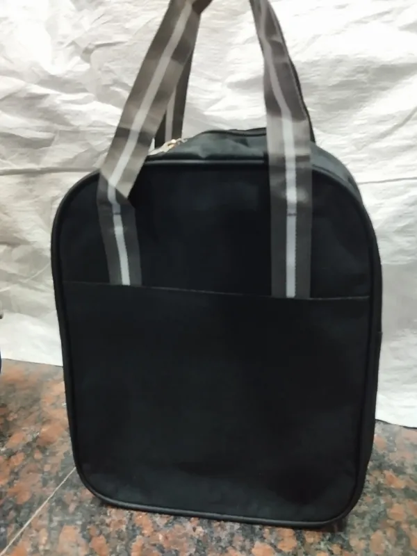 Red_Polyester_Zippered_Lunch_Bag_For_Adults