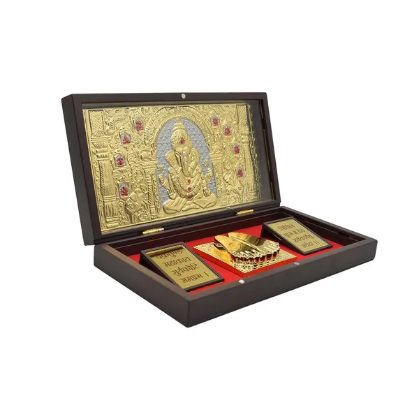 Gold_Plated_Ganesh_Ganapati_Photo_Frame_With_Charan_Paduka_For_Pooja_Room,_Return_Pooja_Gift_Box_Set
