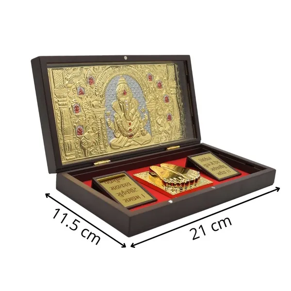 Gold_Plated_Ganesh_Ganapati_Photo_Frame_With_Charan_Paduka_For_Pooja_Room,_Return_Pooja_Gift_Box_Set