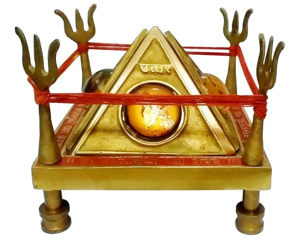 Baglamukhi_Raksha_Kavach_Chowki_Yantra_Pyramid_For_Protection_Bagla_Mukhi_Ashdhatu_Home_Temple