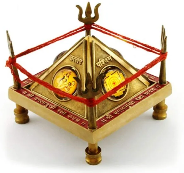 Baglamukhi_Raksha_Kavach_Chowki_Yantra_Pyramid_For_Protection_Bagla_Mukhi_Ashdhatu_Home_Temple