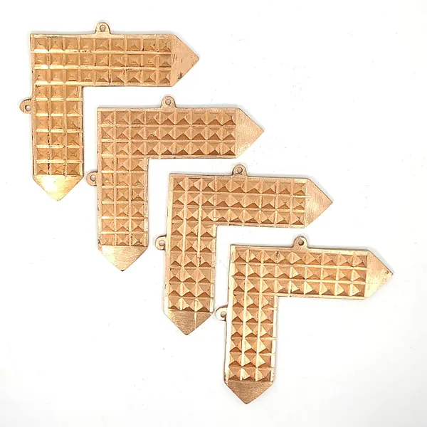 Copper_Corner_Angle_Pyramid_Vastu_Correction