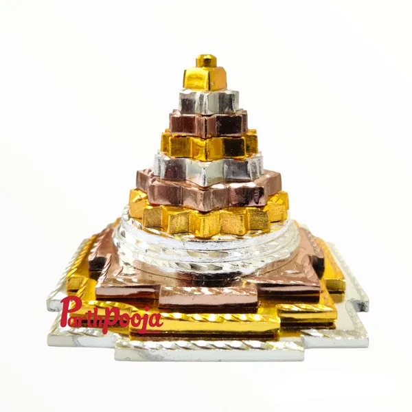 Meru_Shree_Yantra_(Ganga_Jamuna_Saraswati)