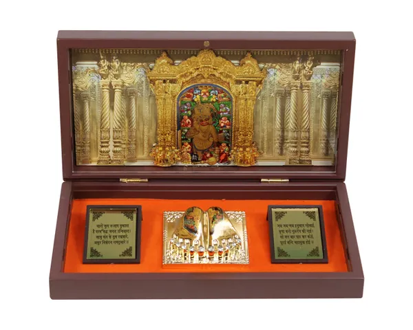 Gold_Plated_Hanumanji_Photo_Frame_With_Charan_Paduka_For_Pooja_And_Gift