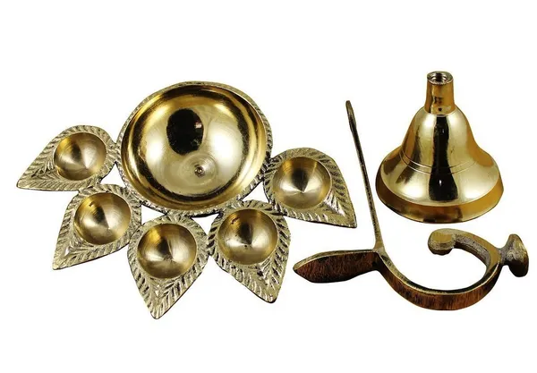 Indian_Traditional_Pure_Brass_Panch_Deepak_Aarti_Oil_Lamp_For_Pooja_Mandir