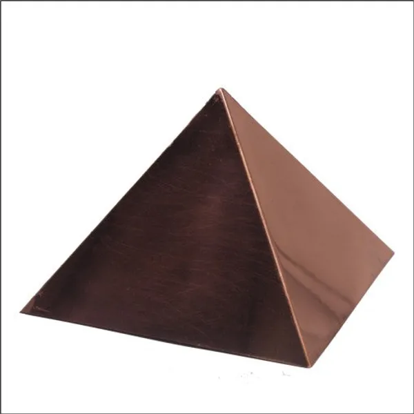 Plain_Copper_Pyramid_Vastu