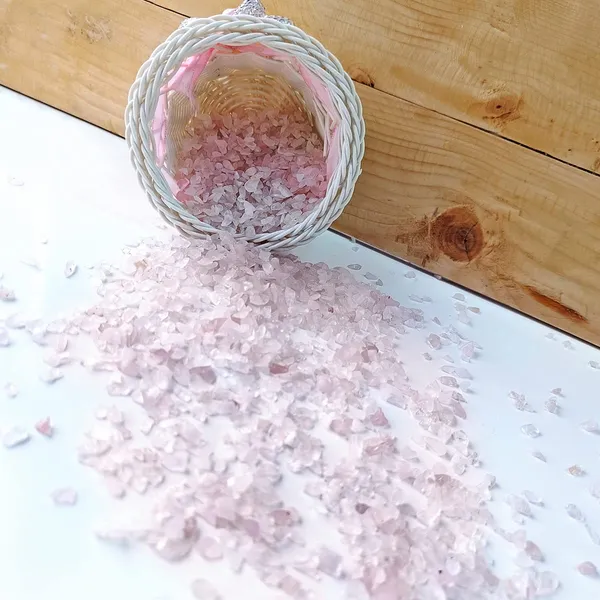 Natural_Rose_Quartz_Chips_Stone