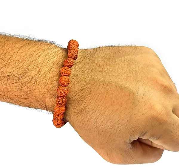 Natural_Rudraksha_Bracelet_8_Mm_Bead_For_Unisex_(Colour_:_Brown)