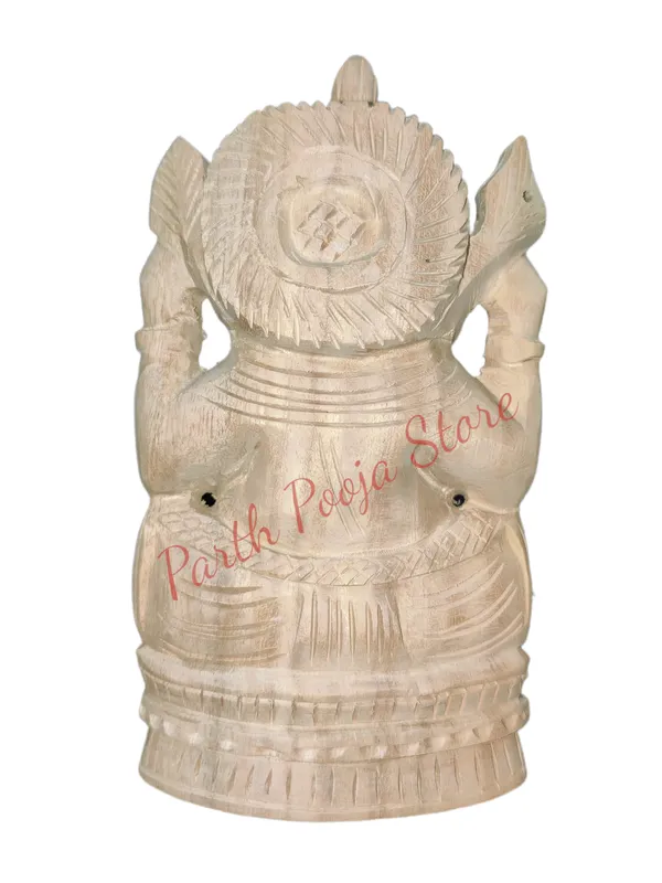 Shriparni_Wooden_Ganesh_Statue