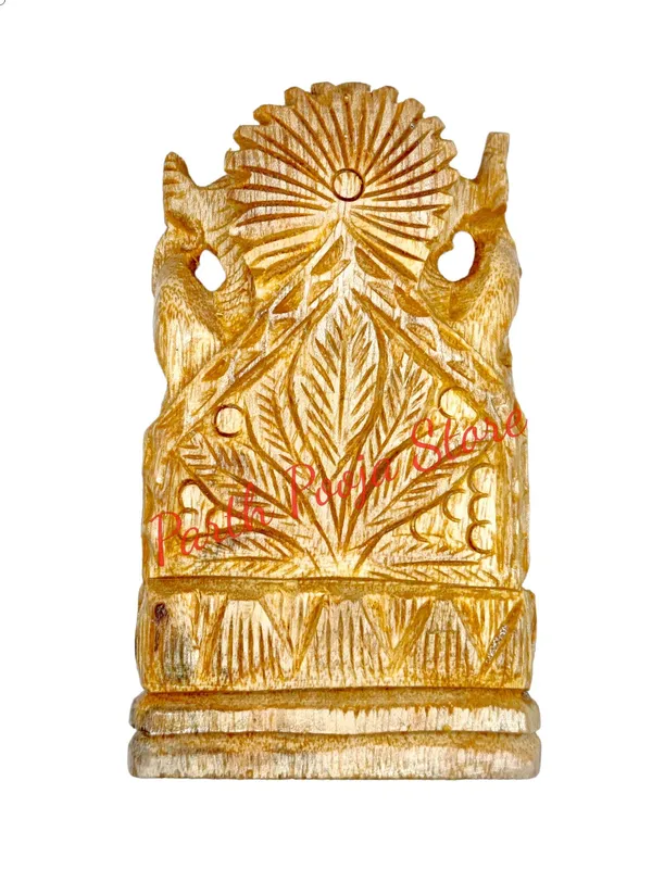 Shriparni_Wooden_Ganesh_Statue