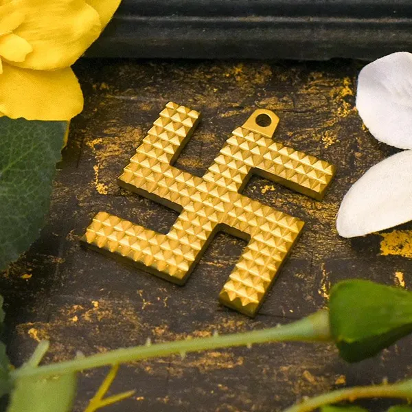 Decorative_Swastik_Wall_Hanging