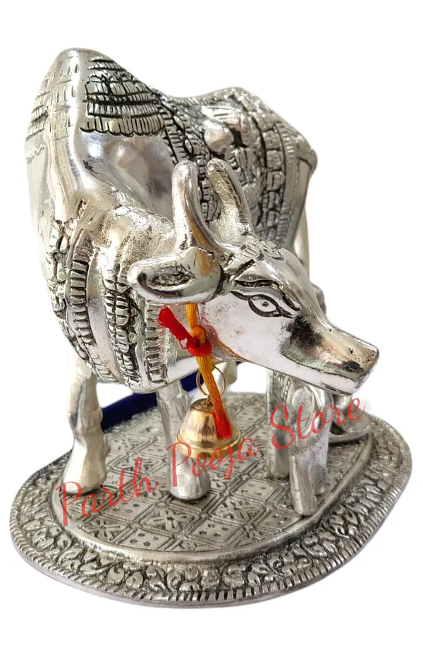 Kamdhenu_Cow_With_Calf_And_Krishna_Brass_Like_Metal_Showpiece