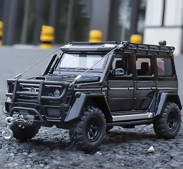 Toybot_1:32_Scale_4x4_Mercedes_Brabus_G_550_Model_Car_-_Exclusive_Alloy_Metal_Pullback_Toy_with_Openable_Doors,_Lights,_and_Music_Best_Gift_for_Kids_【Colors_as_Per_Stock】