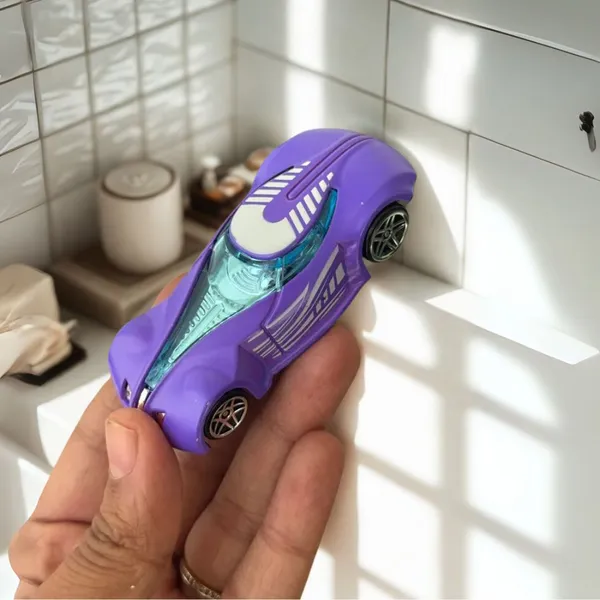 Toybot_Pack_of_6_Color_Shifter_Die-Cast_Cars_|_Metal_Mini_Cars_That_Change_Color_with_Hot_Water_|_Miniature_Vehicle_Toys_for_Kids