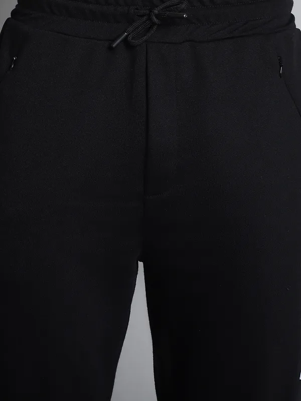 Black_Cotton_Printed_Jogger_For_Men