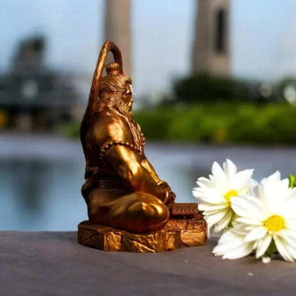 Antique_Gold_Lord_Hanuman_ji_in_Dhyan_Position_Idol_Murti_for_Car_Dashboard,_Home_Decor,_Mandir,_&_Gifting
