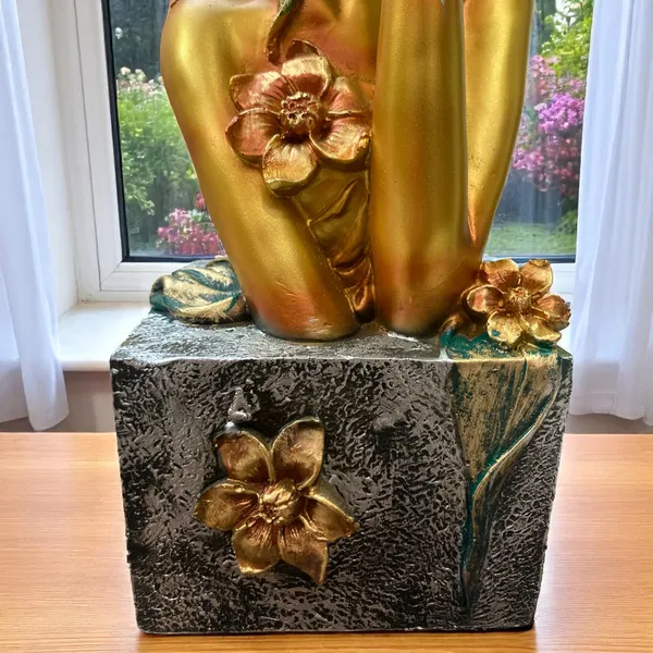 Golden_Winged_Crown_Head_Lady_Iconic_Statement_Piece_Showpiece