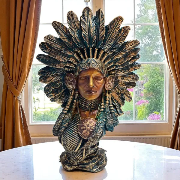 Multicolor_The_Native_American_Showpiece
