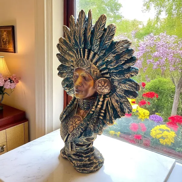 Multicolor_The_Native_American_Showpiece